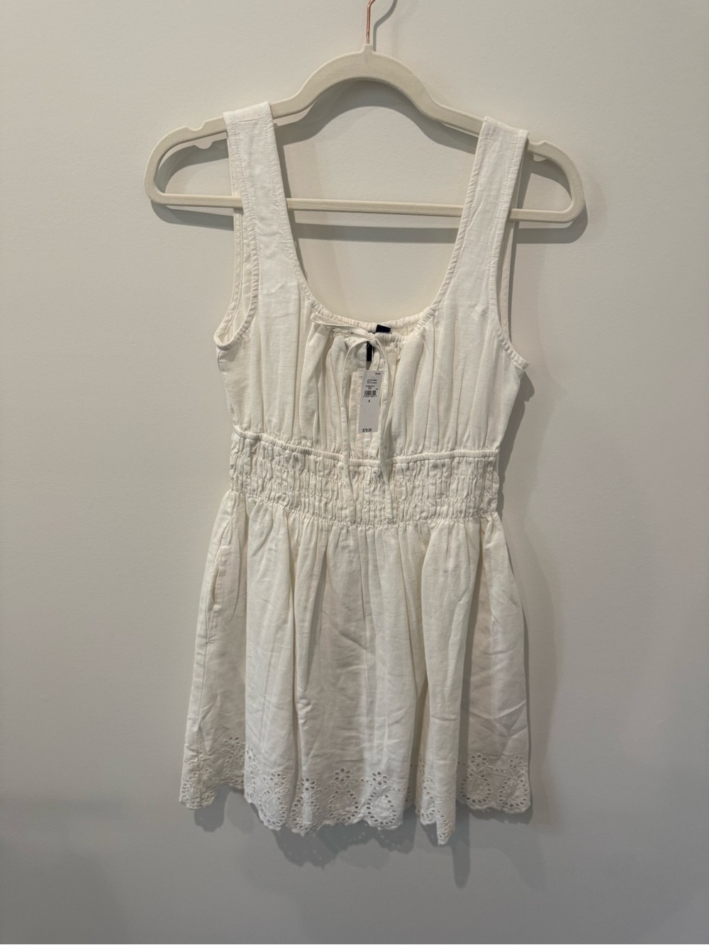 GAP White Sleeveless Smocked Waist Eyelet Hem Tank